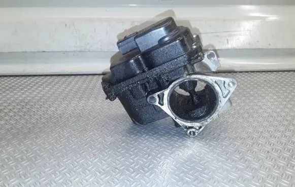 Skoda Yeti (5L) EGR valve 03L131501G