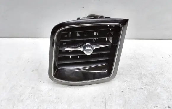 Volvo XC60 Dashboard side air vent grill/cover trim 31417691 31477272 31417712