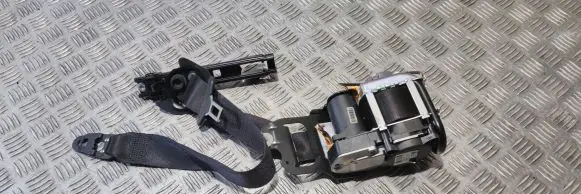 Mercedes-Benz GLC C253 Front seatbelt 630146400
