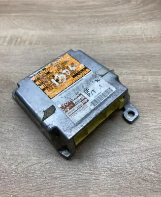 Toyota Avensis Verso Airbag control unit/module 8917044040