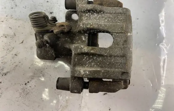 Volvo V40 Rear brake caliper 31341231
