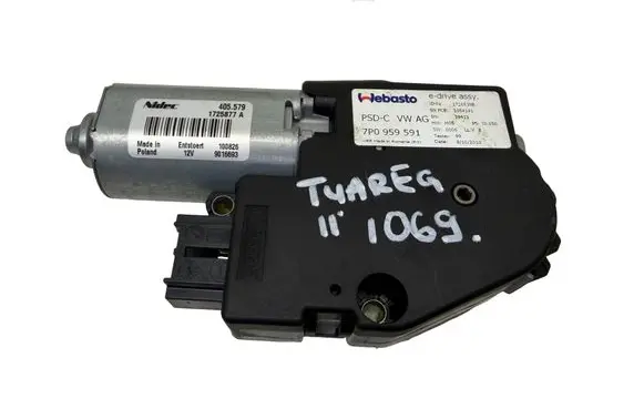 Volkswagen Touareg II Sunroof motor/actuator 7P0959591 1725877A