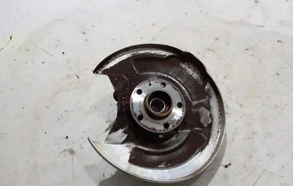 Volvo S60 Rear wheel hub 31681580