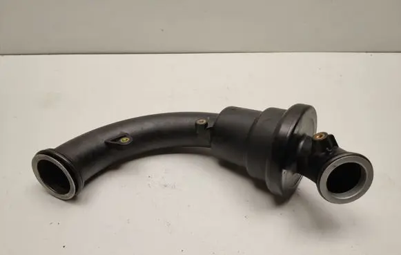 Mercedes-Benz B W246 W242 Air intake hose/pipe A6511400387