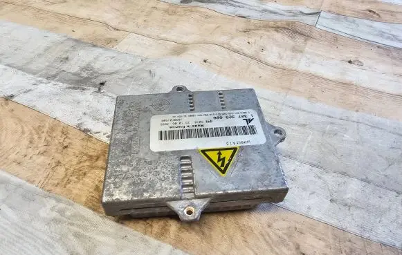 Mazda 6 Headlight ballast module Xenon 1307329086 1039F01508