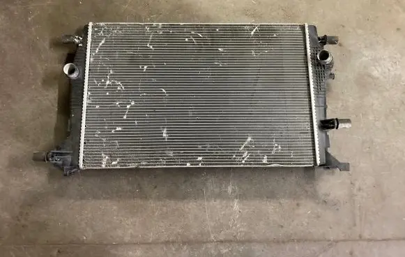 Coolant radiator