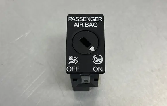 Volkswagen Touareg III Passenger airbag on/off switch 5Q0919237