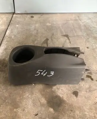 Cup holder front