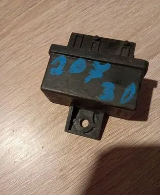 Peugeot 207 Fuel injection pump control unit/module 240107