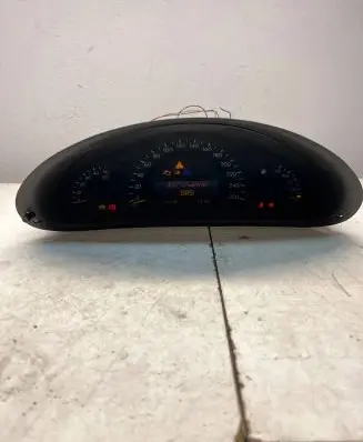 Mercedes-Benz C W203 Speedometer (instrument cluster) A2035403047 110080231