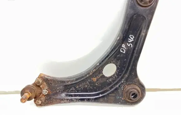 Citroen C3 Front lower control arm/wishbone