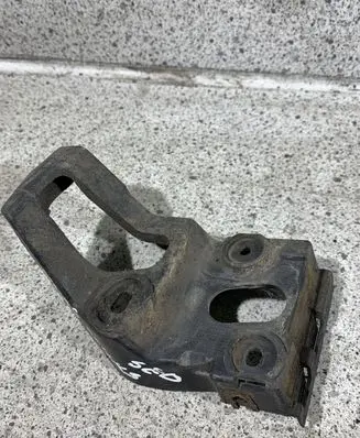 Audi A4 S4 B7 8E 8H Sill supporting ledge 8E0853922D