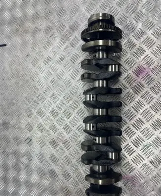 BMW 5 E39 Crankshaft 2249889