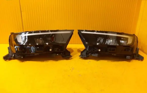 Opel Mokka B Headlight/headlamp 9834008280 368158932