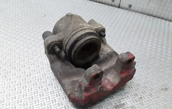BMW 5 E39 Front brake caliper