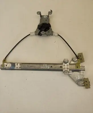 Nissan Qashqai+2 Rear window lifting mechanism without motor 120870Y