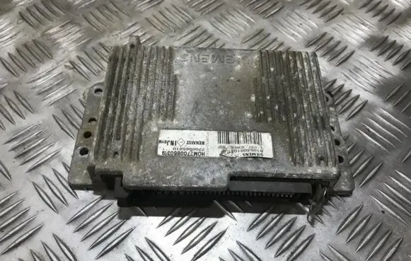 Renault Megane I Engine control unit/module hom7700860319 7700860319