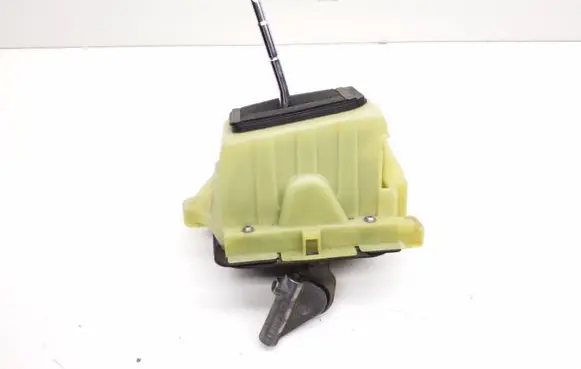 Mercedes-Benz E C207 W207 Gear shifter/selector A2042676324