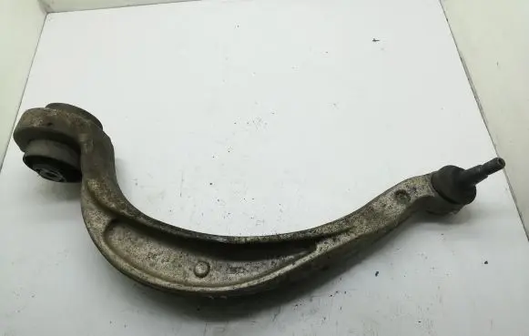 Front lower control arm/wishbone