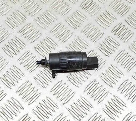 Audi A3 S3 8V Windscreen/windshield washer pump 1K5955651