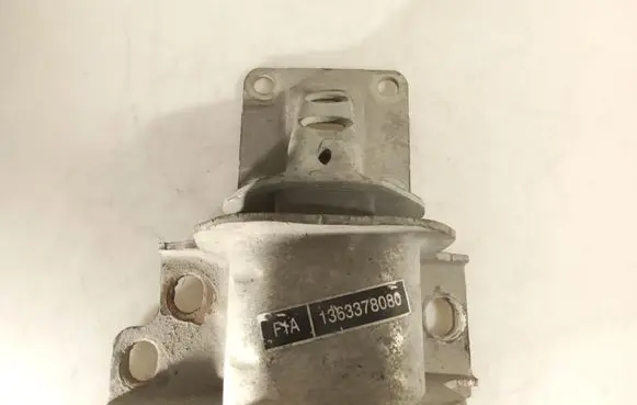 Peugeot Boxer Engine mount bracket 1363378080