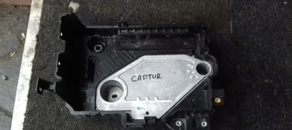 Renault Captur II Battery tray 648947355R
