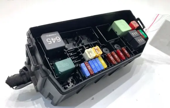 Skoda Kamiq Fuse box set 2Q0927165A