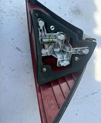 Ford Mondeo Mk III Rear/tail lights 1S7113405A