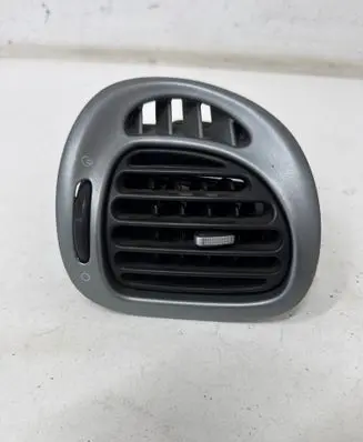 Citroen Xsara Picasso Dashboard side air vent grill/cover trim 9631280077