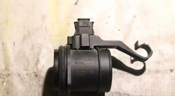 Volvo XC90 Mass air flow meter 0281006184