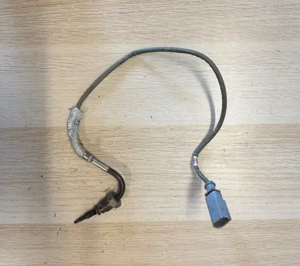 Skoda Octavia Mk4 Exhaust gas temperature sensor 05L906088CA