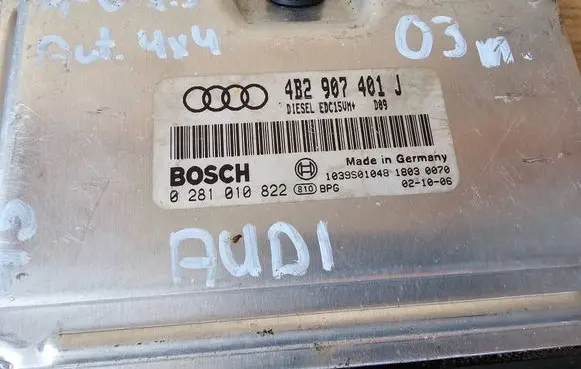 Audi A4 S4 B6 8E 8H Engine control unit/module 8E0907401 0281010492 1039S00277