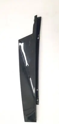 Mercedes-Benz GLC X253 C253 Front door glass trim molding A2536900187