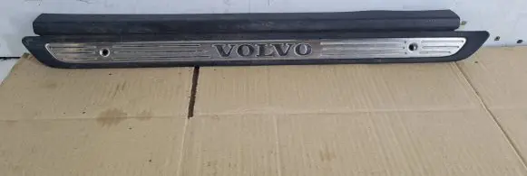 Volvo S40, V40 Front sill trim cover 30818425