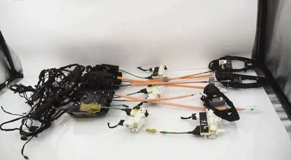 BMW 5 G30 G31 G38 Front door lock 7477702 7477704 7477703