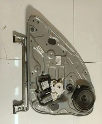 Ford Focus C-MAX Sliding door window regulator with motor 