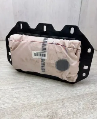 Citroen C5 Passenger airbag 9682465980 CB102350XX 0117226C