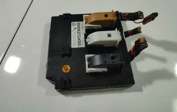 Skoda Superb B6 (3T) Comfort/convenience module 1K0937087AN
