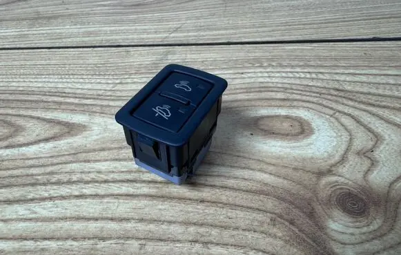 Audi Q7 4L Alarm switch 1Z5656047 4E0962109 09102006
