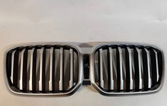 BMW X3 G01 Front bumper upper radiator grill 7931236
