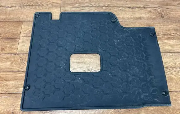 Ford Bronco Rubber trunk/boot mat liner M1PB60546ACWPI M1PB60546ACW