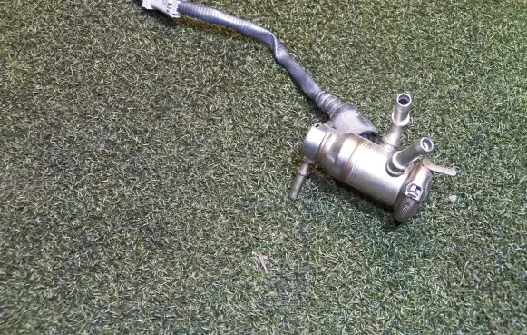 Fiat Talento AdBlue injector 208997976R