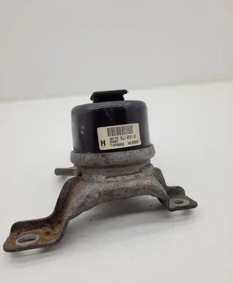 Volvo V60 Engine mount bracket 30671245 6G926F012DD