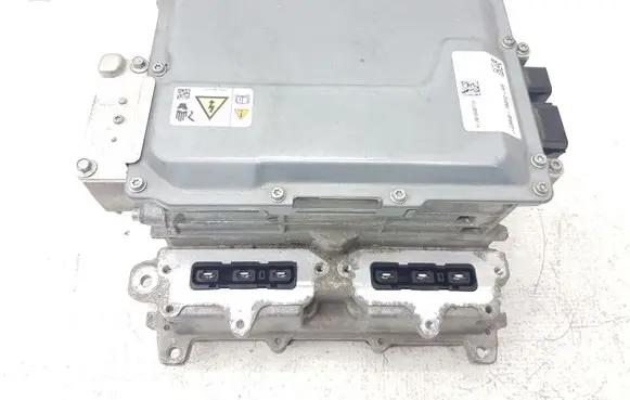 Ford C-MAX II Voltage converter inverter GM587B012 GM587B012AB JM15600718