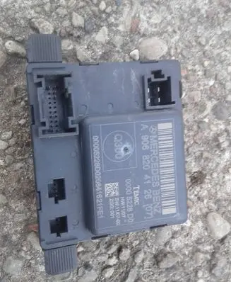 Volkswagen Crafter Door control unit/module A9068204126