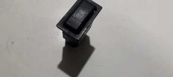 Traction control (ASR) switch