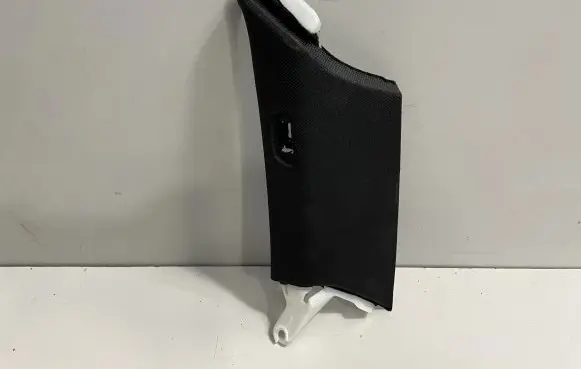 BMW X6 F16 (C) pillar trim 7324920