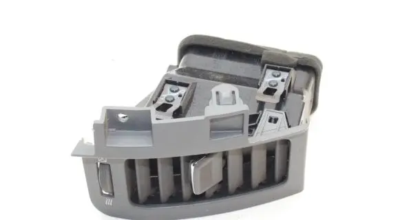 Nissan X-Trail T31 Dashboard air vent grill cover trim 68750JG00A