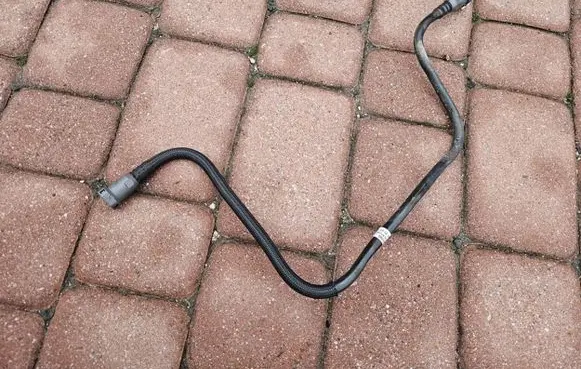 Citroen C3 Aircross Fuel line pipe 9818761780