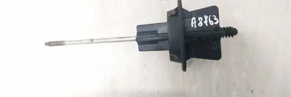 Ford Focus Spare wheel bolt 2m511402aa